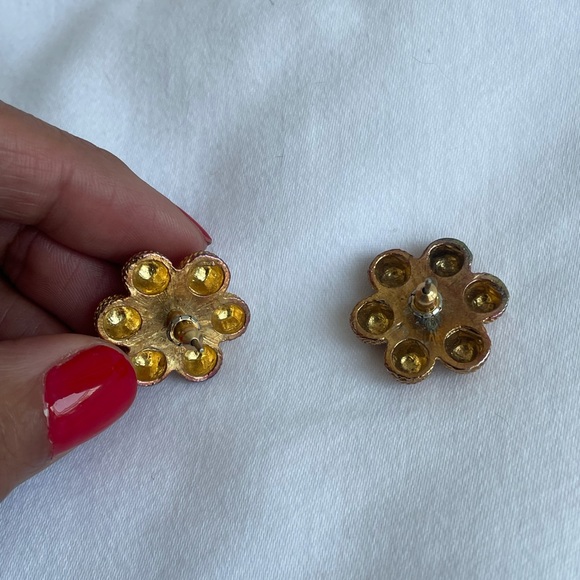 Vintage Earrings. - Picture 2 of 3